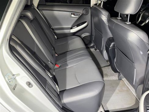 Used 2012 Toyota Prius Plug-In Hybrid image 18