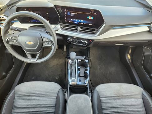 Used 2024 Chevrolet Trax LT image 26