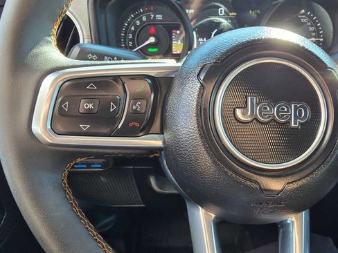 Used 2024 Jeep Wrangler Unlimited Sahara w/ Technology Group AWD/4WD image 14