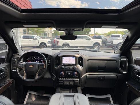 Used 2022 Chevrolet Silverado 3500 High Country w/ Z71 Off-Road Package AWD/4WD image 27