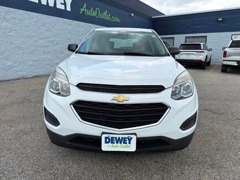 Used 2017 Chevrolet Equinox LS FWD image 8