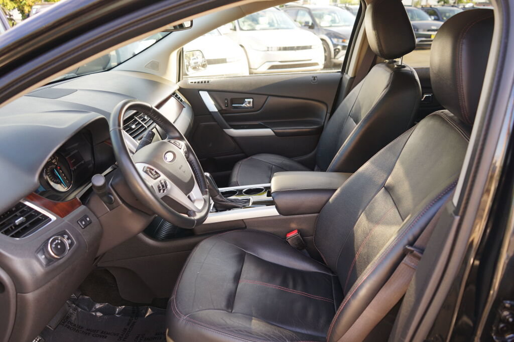 Used 2013 Ford Edge Limited AWD/4WD image 17