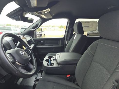 New 2026 RAM 3500 Tradesman image 17