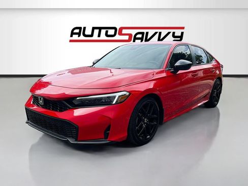 Used 2025 Honda Civic Sport image 3