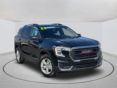 Certified 2022 GMC Terrain SLE w/ Driver Convenience Package image 1