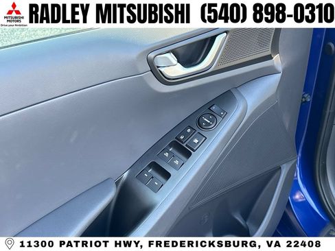 Used 2019 Hyundai Ioniq Limited FWD image 5