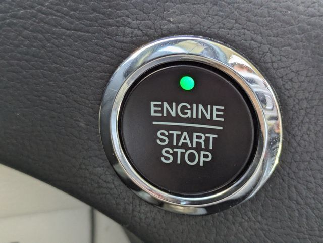 Used 2022 Ford Edge Titanium AWD/4WD image 26