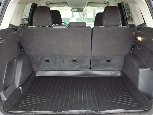 Used 2017 Ford Escape SE w/ SE Cold Weather Package image 10