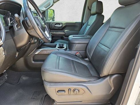 Used 2020 GMC Sierra 2500 Denali w/ Denali Ultimate Package AWD/4WD image 17