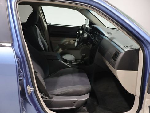 Used 2007 Dodge Magnum SE RWD image 21