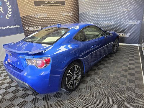 Used 2015 Subaru BRZ Limited w/ Popular Package #2C RWD image 11