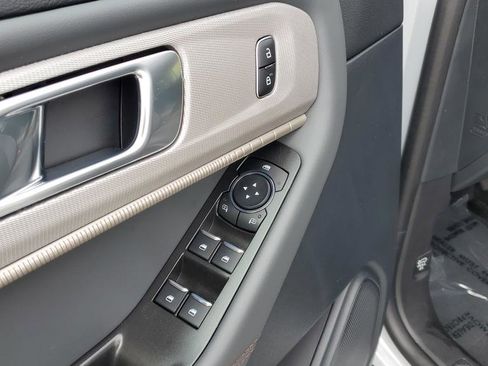 New 2026 Ford Explorer Active image 14