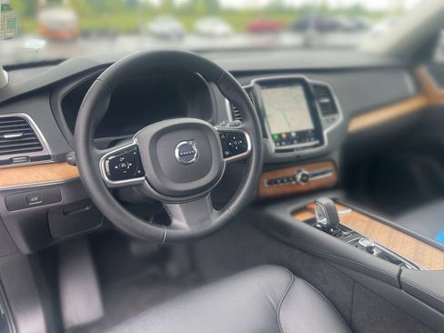 Used 2024 Volvo XC90 B6 Plus AWD/4WD image 17