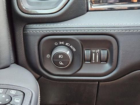 New 2026 RAM 3500 Limited AWD/4WD image 24