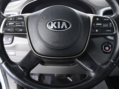 Used 2019 Kia Sorento SX image 10