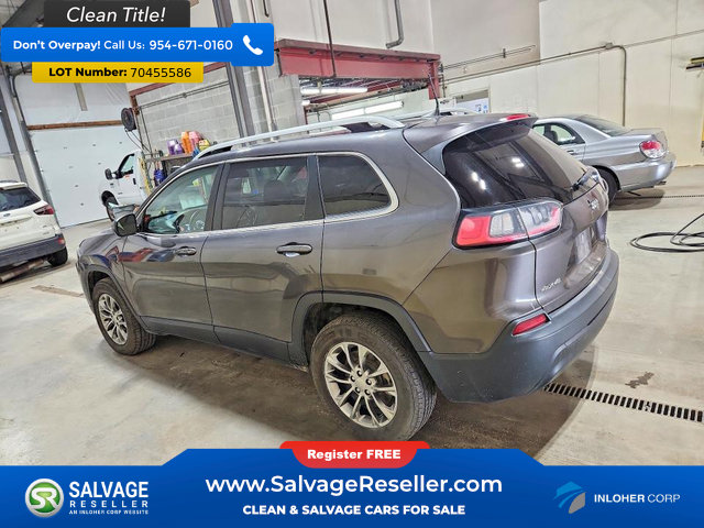 Used 2019 Jeep Cherokee Latitude Plus AWD/4WD image 3