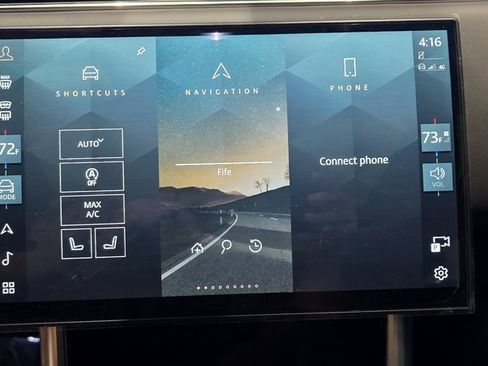 New 2025 Land Rover Range Rover Long Wheelbase SE image 14