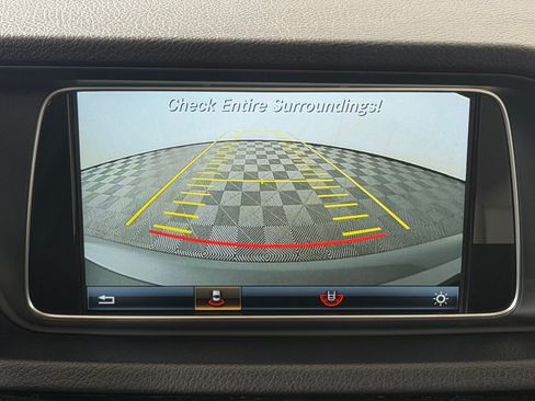 Used 2016 Mercedes-Benz E 350 Sedan image 18