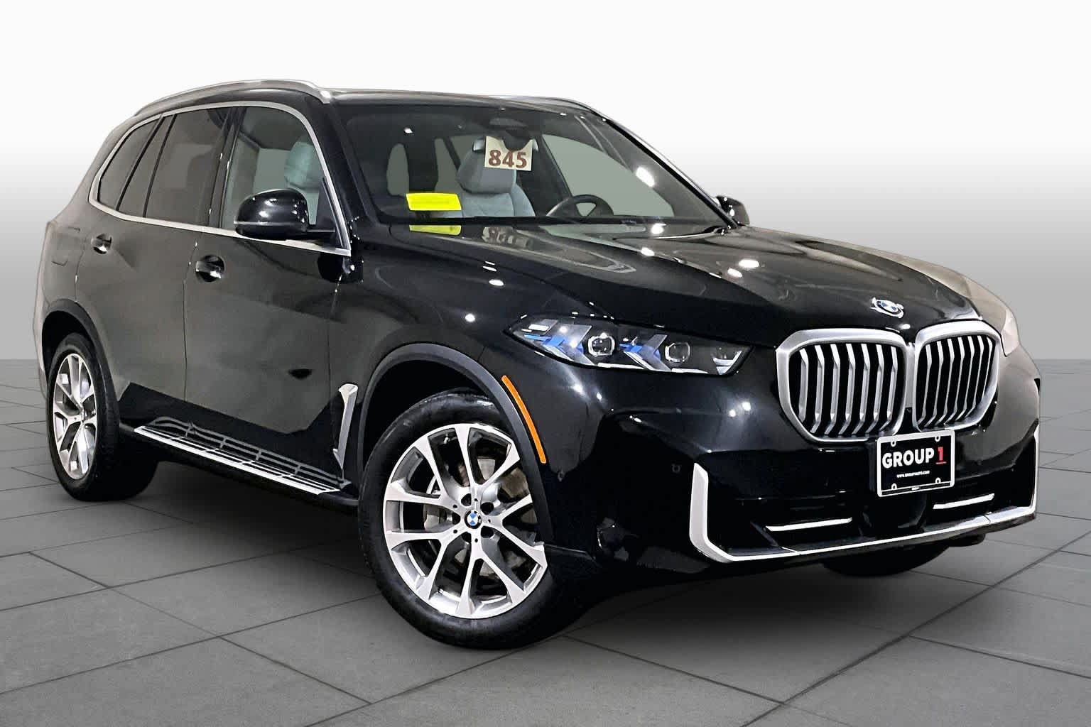 Used 2024 BMW X5 xDrive40i w/ Premium Package AWD/4WD image 2