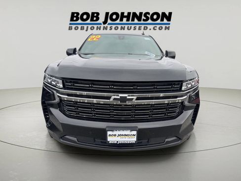 Used 2022 Chevrolet Suburban RST w/ Luxury Package image 5