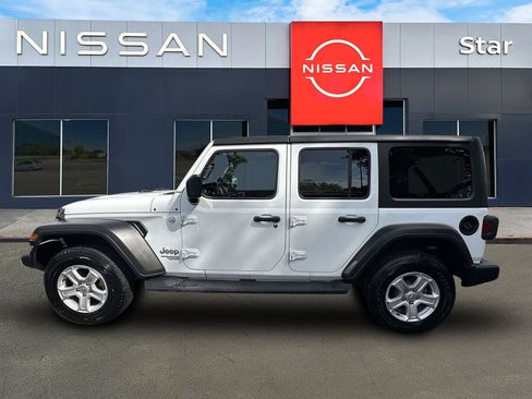 Used 2021 Jeep Wrangler Unlimited Sport AWD/4WD image 10