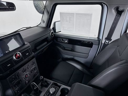 Used 2025 INEOS Grenadier Base image 22