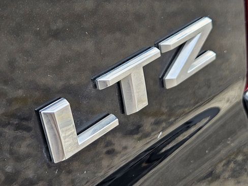 Certified 2023 Chevrolet Silverado 3500 LTZ w/ LTZ Convenience Package AWD/4WD image 18