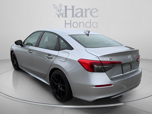 Used 2024 Honda Civic Sport image 3