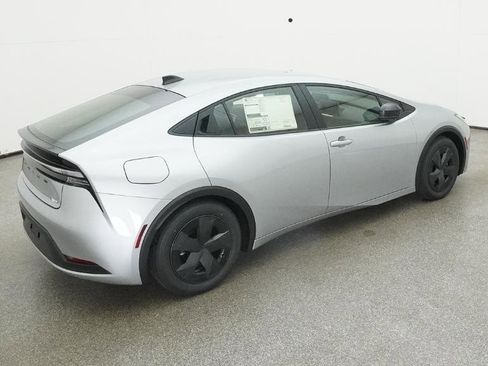 New 2026 Toyota Prius Plug-In Hybrid image 9