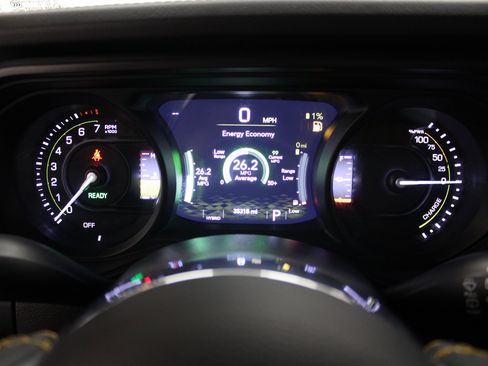 Used 2024 Jeep Wrangler Unlimited Sahara image 36