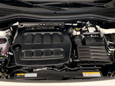 Certified 2025 Volkswagen Tiguan S AWD/4WD image 19