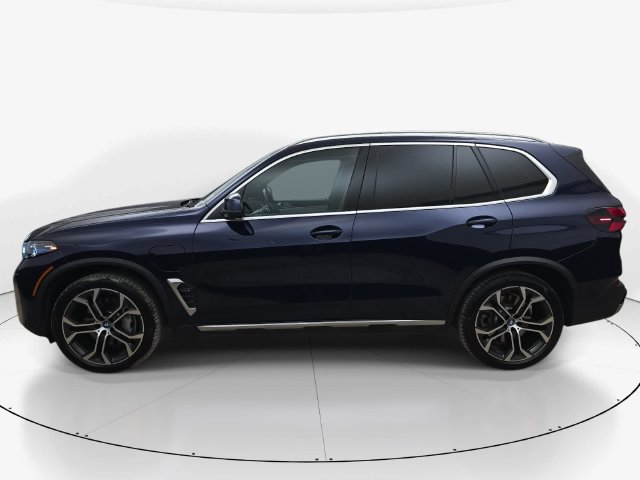 Used 2024 BMW X5 xDrive50e w/ Executive Package AWD/4WD image 9