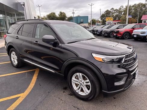Used 2022 Ford Explorer XLT w/ Class IV Trailer Tow Package image 10