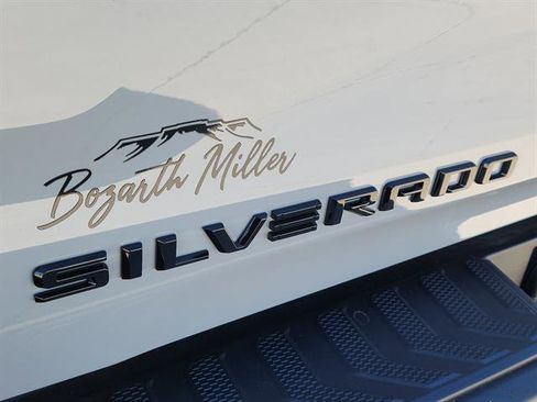 New 2026 Chevrolet Silverado EV W/T w/ LPO, Custom Package image 5