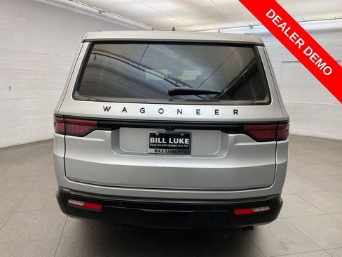 New 2025 Jeep Wagoneer Series II image 5