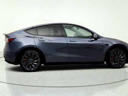 Used 2023 Tesla Model Y Long Range AWD/4WD image 4