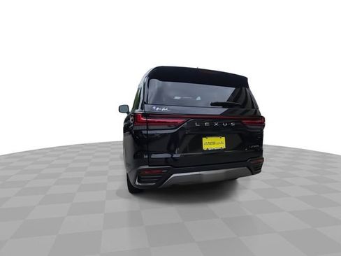 Used 2024 Lexus LX 600 4WD w/ Premium Package image 7
