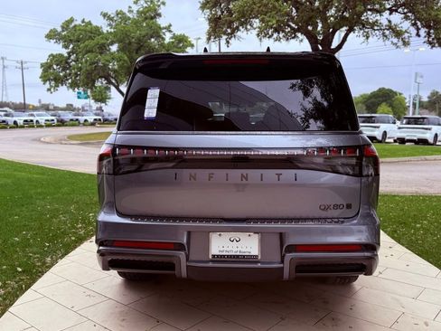 Certified 2026 INFINITI QX80 Autograph image 6