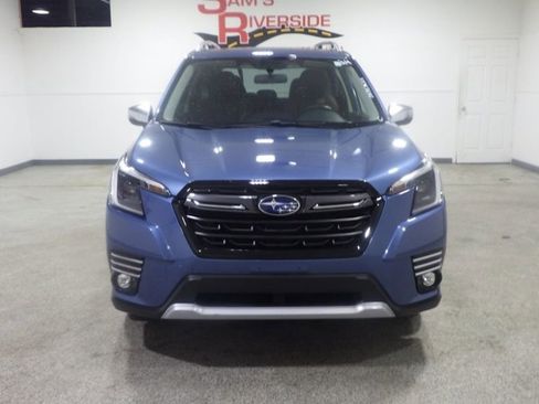 Used 2024 Subaru Forester Touring image 6