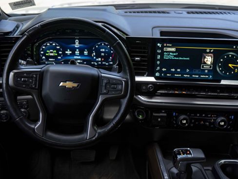 Used 2023 Chevrolet Silverado 1500 High Country image 19