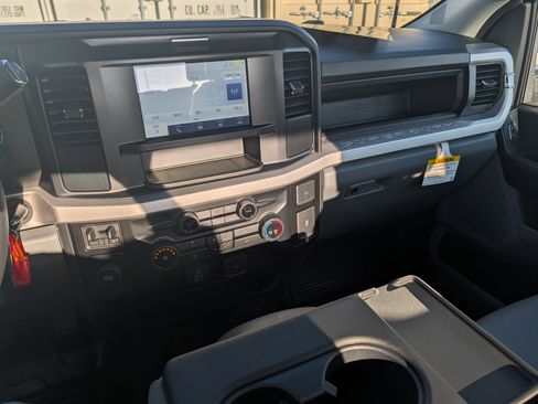 New 2026 Ford F250 XL image 29