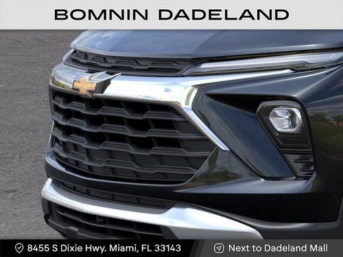 New 2026 Chevrolet TrailBlazer LT w/ Midnight Edition FWD image 13