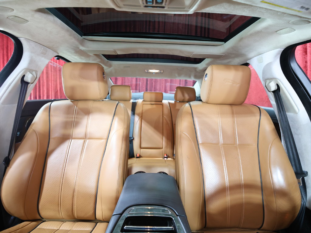 Used 2014 Jaguar XJ L Supercharged RWD image 24