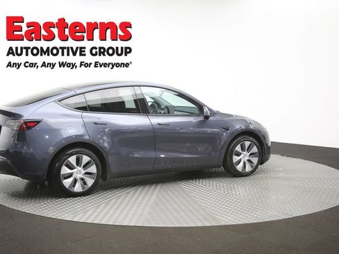 Used 2023 Tesla Model Y Long Range AWD/4WD image 38