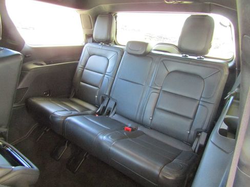 Used 2023 Lincoln Navigator Reserve AWD/4WD image 22