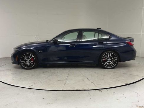 Used 2023 BMW 330e xDrive w/ M Sport Package AWD/4WD image 5