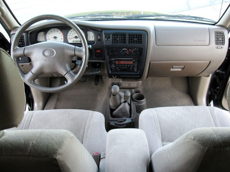 Used 2003 Toyota Tacoma 4x4 Xtracab V6 w/ SR5 Pkg image 20