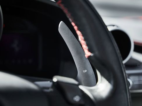 Used 2023 Ferrari F8 Tributo image 44