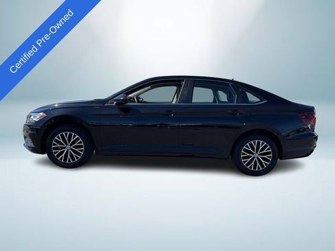 Certified 2021 Volkswagen Jetta SE w/ SE Cold Weather Package image 3