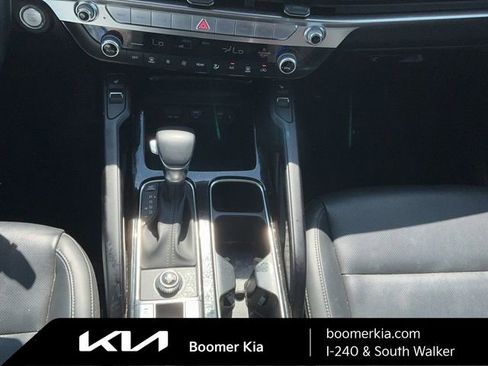 Certified 2025 Kia Telluride S image 25